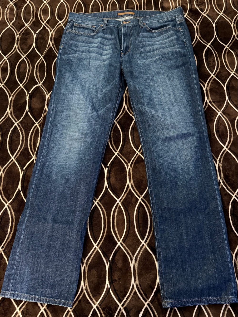 The Joe’s Jean Classic Blue Straight-Leg men’s Jeans 36 x 34